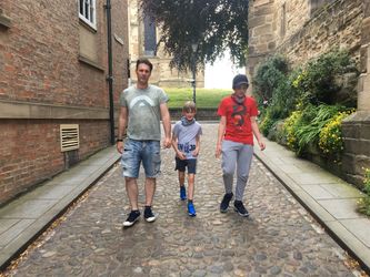 Here we come, walking down the street...
We get the funniest looks from everyone we meet.
heh heh we're the Rowes!!!